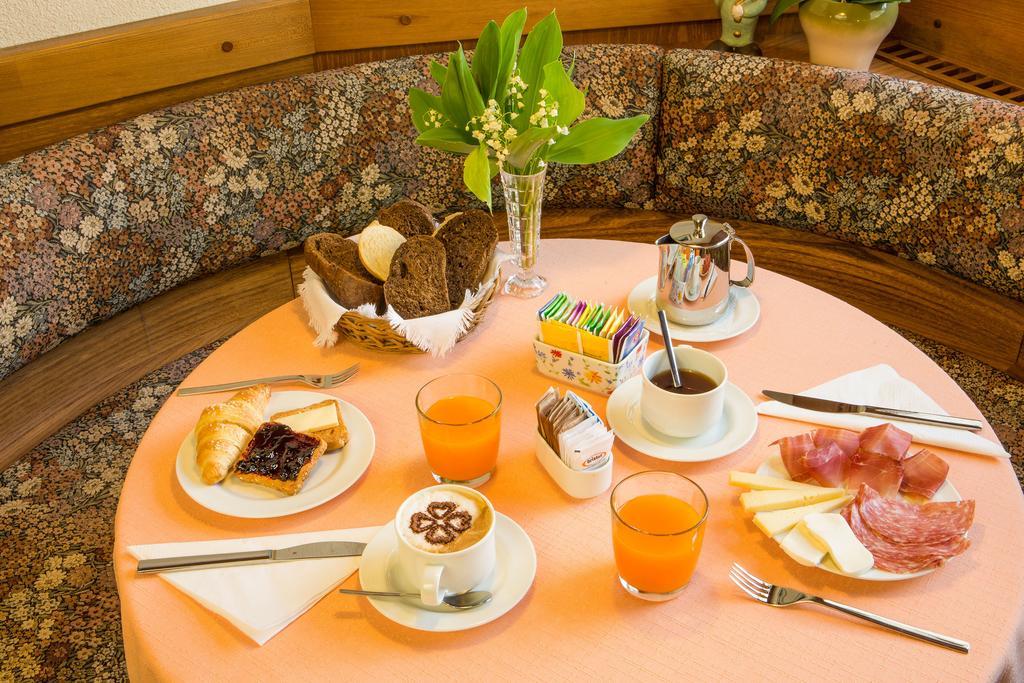 Hotel Garni Ai Serrai Rocca Pietore Bagian luar foto