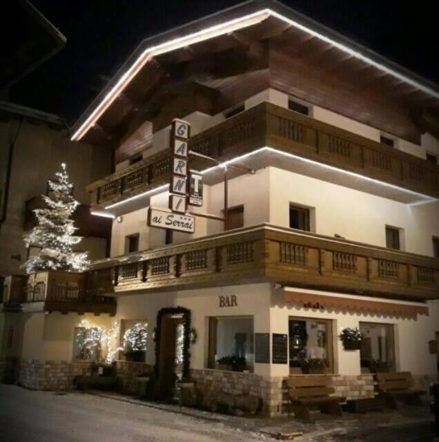 Hotel Garni Ai Serrai Rocca Pietore Bagian luar foto