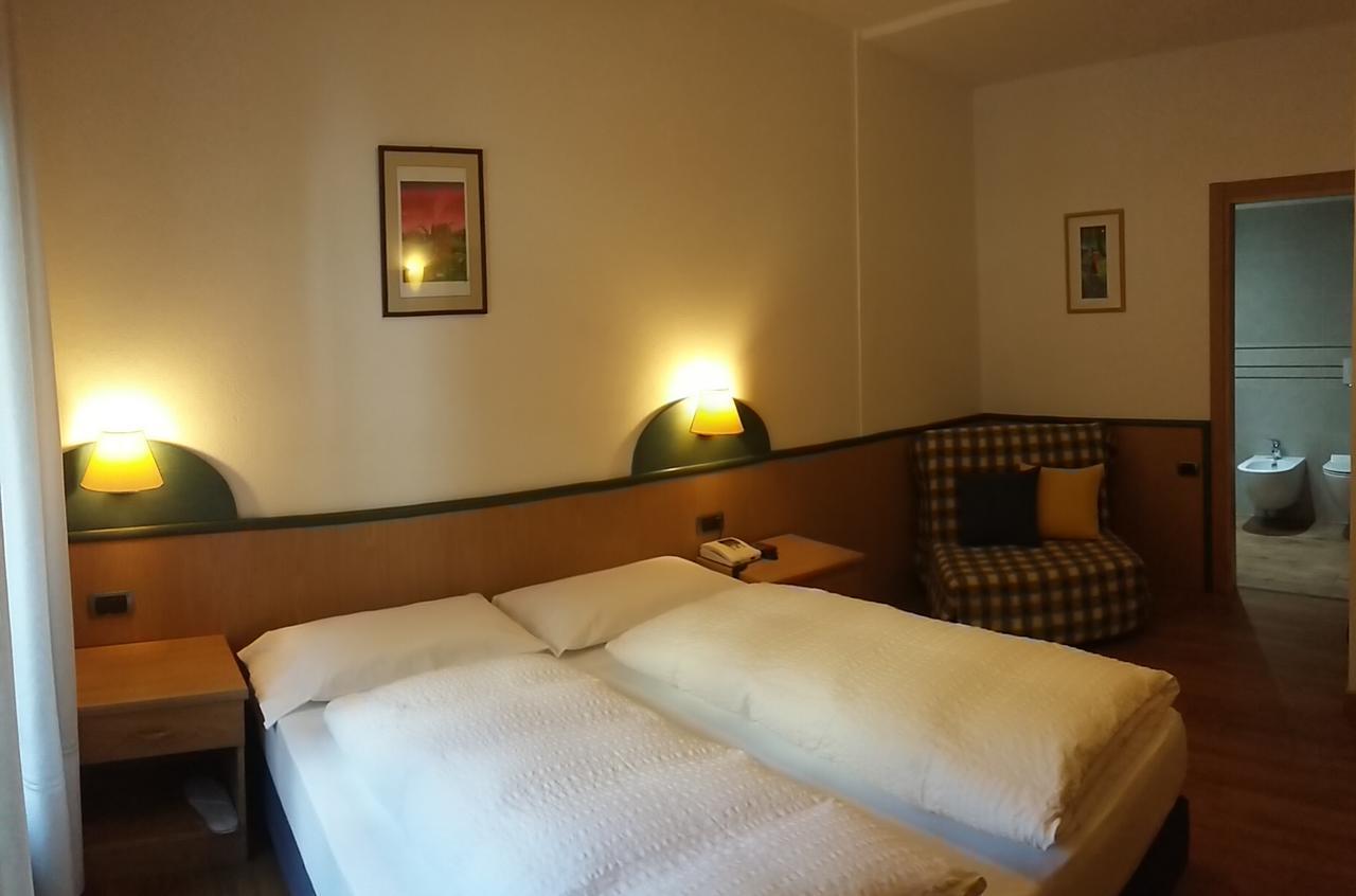 Hotel Garni Ai Serrai Rocca Pietore Bagian luar foto